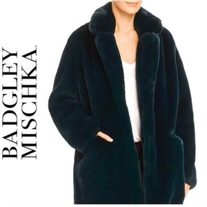 EUC Badgely Mishka Black Faux Fur Black Coat